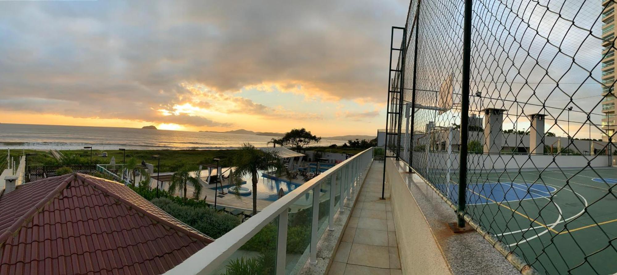 Bali Beach Home Club Rogga Beira Mar - Balneario Picarras Bagian luar foto